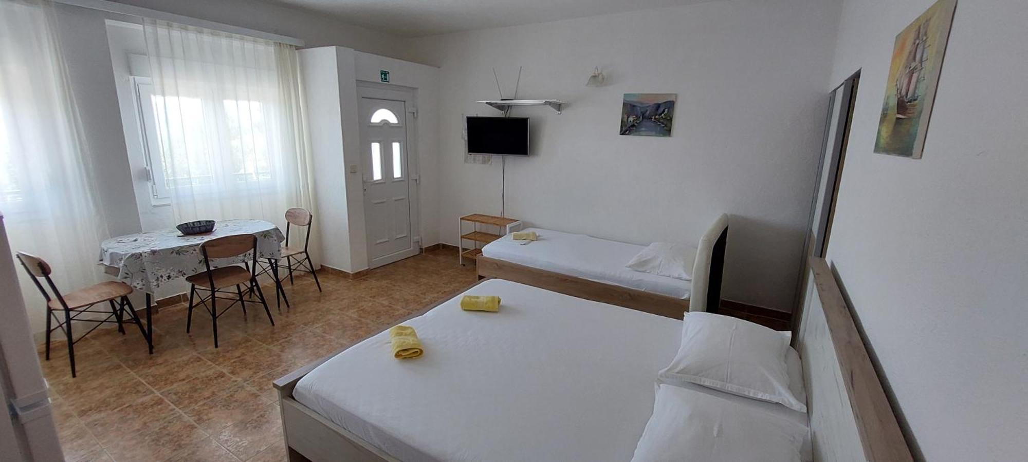 Apartments Dana 오미스 객실 사진