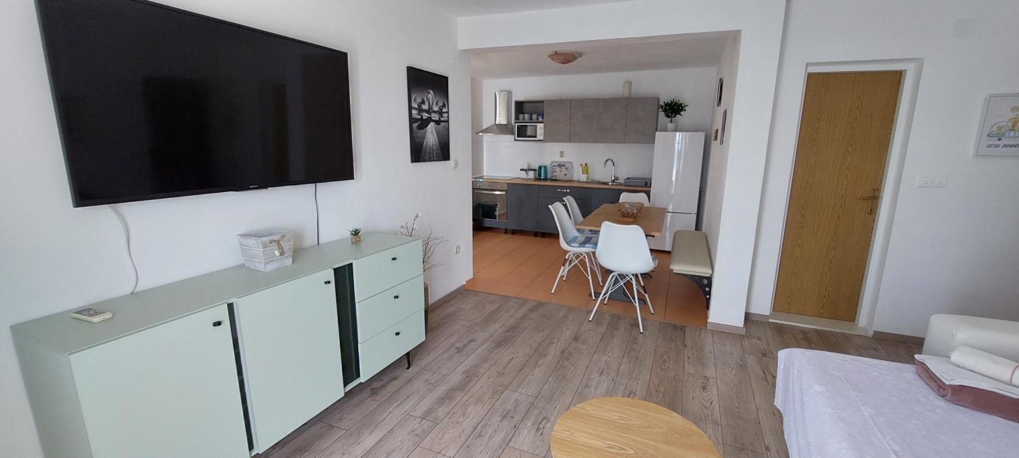 Apartments Dana 오미스 객실 사진