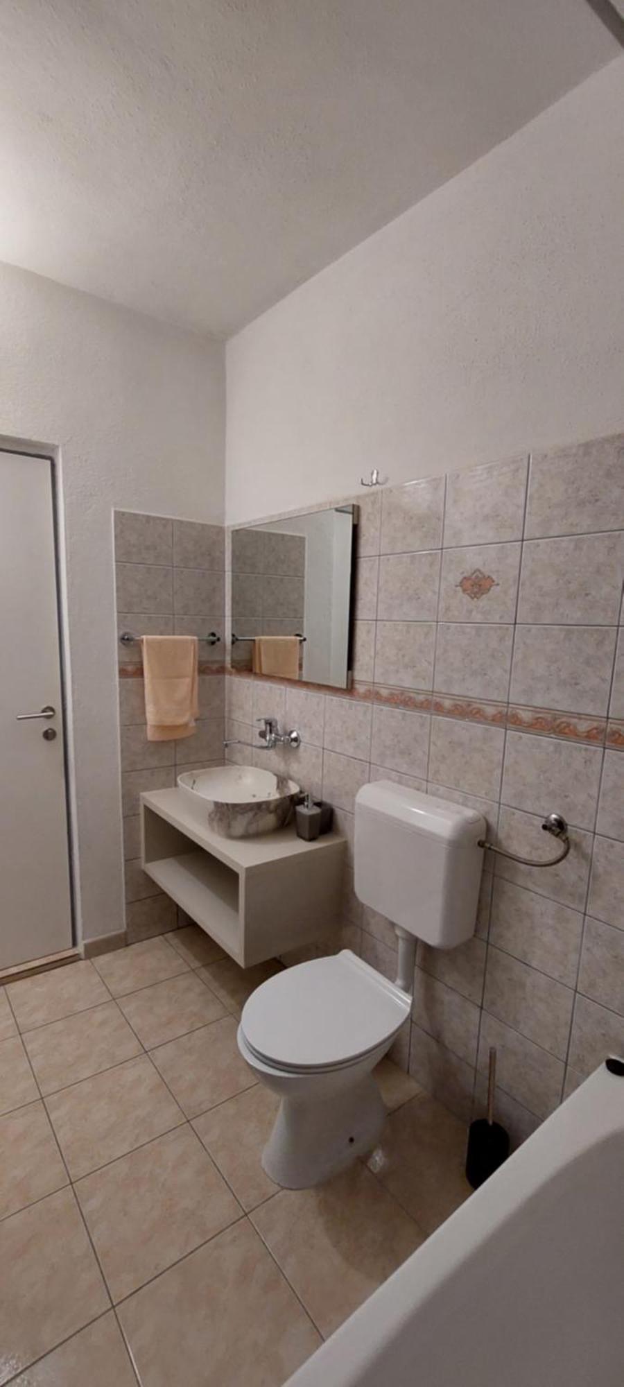 Apartments Dana 오미스 외부 사진